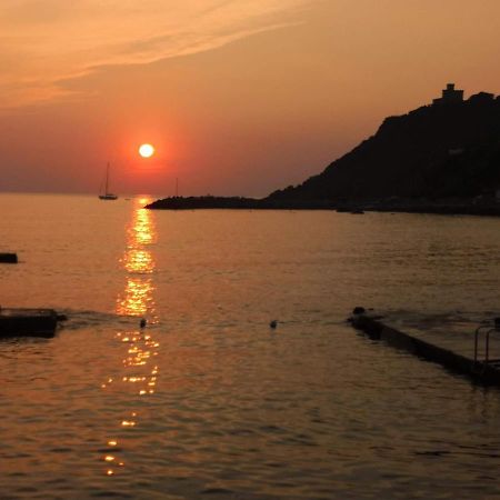 Casa Vacanze Le Rose Villa Gabbro Kültér fotó