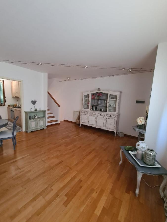 Casa Vacanze Le Rose Villa Gabbro Kültér fotó